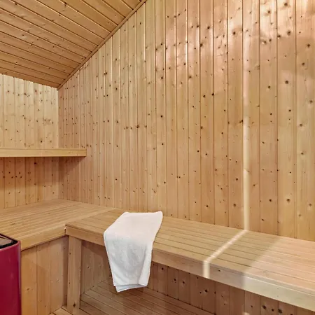 Nyaraló Awesome In With Sauna Blåvand